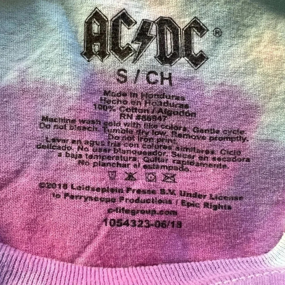 ACDC High Voltage tye dye cropped top size S. - Picture 5 of 5